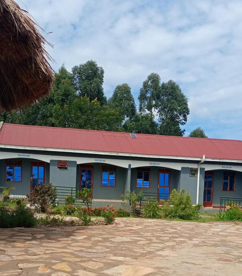 Pross Residence Masindi Exterior foto